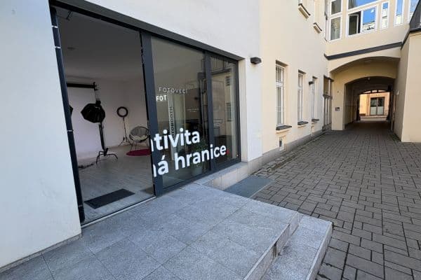 Pronájem kanceláře 105 m², Lidická, Praha Pronájem kanceláře 105 m², Lidická, Praha