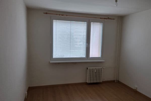 Pronájem bytu 2+1 59 m², Stavbařů, Roudnice nad Labem Pronájem bytu 2+1 59 m², Stavbařů, Roudnice nad Labem