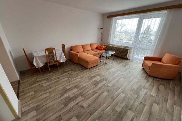 Pronájem bytu 1+kk 37 m², V Bytovkách, Králíky Pronájem bytu 1+kk 37 m², V Bytovkách, Králíky