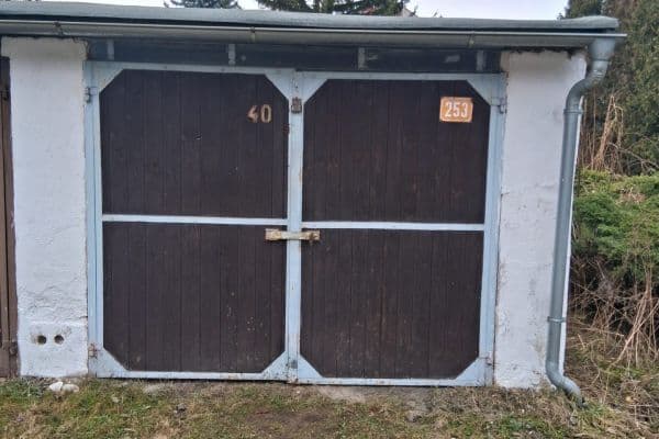 Pronájem garáže 19 m², Slaný Pronájem garáže 19 m², Slaný