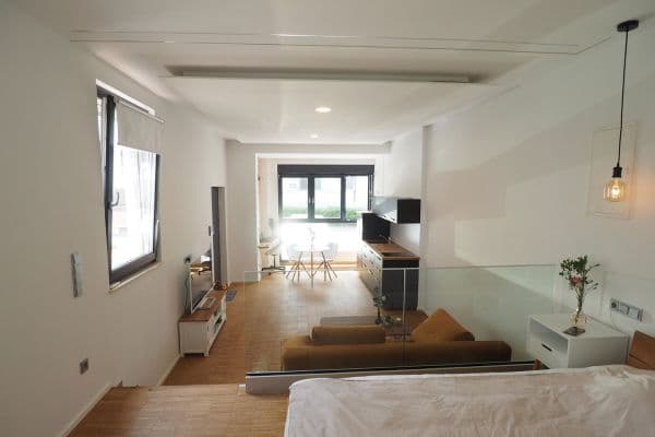 Pronájem bytu 2+1 43 m², Heilbronn, Bádensko-Württembersko Pronájem bytu 2+1 43 m², Heilbronn, Bádensko-Württembersko