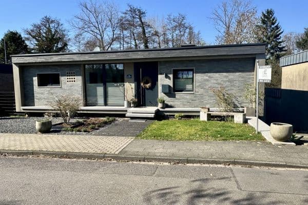 Prodej domu 160 m², pozemek 717 m², Mühltalweg, 56, Wegberg Prodej domu 160 m², pozemek 717 m², Mühltalweg, 56, Wegberg