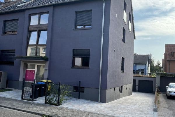 Pronájem bytu 3+1 115 m², Bibliser Strasse 10, Mannheim Pronájem bytu 3+1 115 m², Bibliser Strasse 10, Mannheim