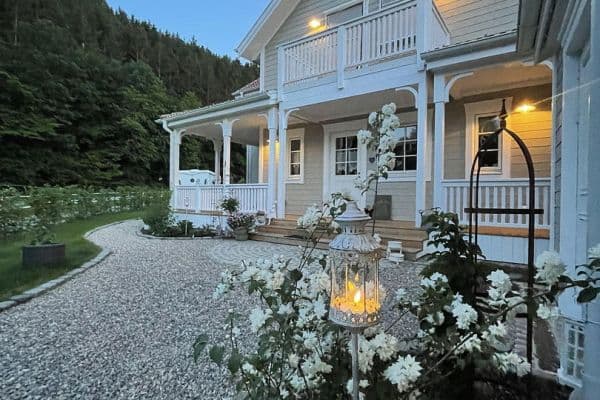 Prodej domu 171 m², pozemek 671 m², Dümpelfeld-Lückenbach Prodej domu 171 m², pozemek 671 m², Dümpelfeld-Lückenbach