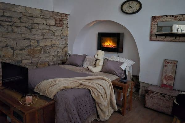 Prodej bytu 1+1 50 m², Prvního pluku, Praha Prodej bytu 1+1 50 m², Prvního pluku, Praha