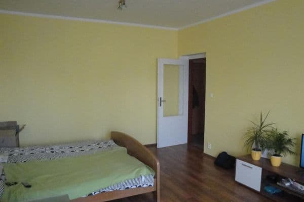 Pronájem bytu 1+kk 36 m², Čechova, Poděbrady Pronájem bytu 1+kk 36 m², Čechova, Poděbrady