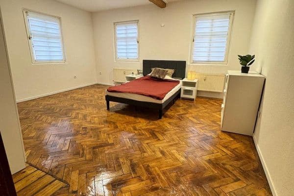 Pronájem bytu 21 m², Blumenstraße 51, Fürth Pronájem bytu 21 m², Blumenstraße 51, Fürth