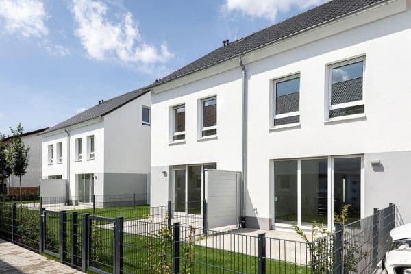 Prodej domu 141 m², pozemek 180 m², Heringer Fahrweg 18, Hessen - Hünfelden Prodej domu 141 m², pozemek 180 m², Heringer Fahrweg 18, Hessen - Hünfelden