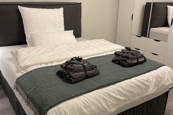 Pronájem bytu 2+1 54 m², Rauenthaler Straße 11A, Wiesbaden, Hessen Pronájem bytu 2+1 54 m², Rauenthaler Straße 11A, Wiesbaden, Hessen