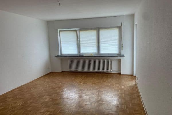 Pronájem bytu 3+1 61 m², Memelerstrasse 14, Gladbeck Pronájem bytu 3+1 61 m², Memelerstrasse 14, Gladbeck