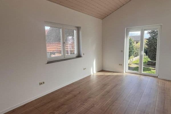 Pronájem domu 128 m², pozemek 300 m², Harthausen Pronájem domu 128 m², pozemek 300 m², Harthausen