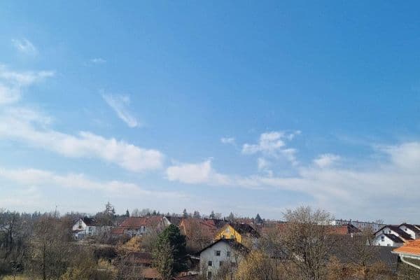 Pronájem bytu 2+1 64 m², Rosenheimer Str. 31, Grafing, Bavorsko Pronájem bytu 2+1 64 m², Rosenheimer Str. 31, Grafing, Bavorsko