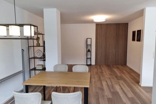 Pronájem bytu 3+1 95 m², Meisterstr. 21, Balingen Pronájem bytu 3+1 95 m², Meisterstr. 21, Balingen