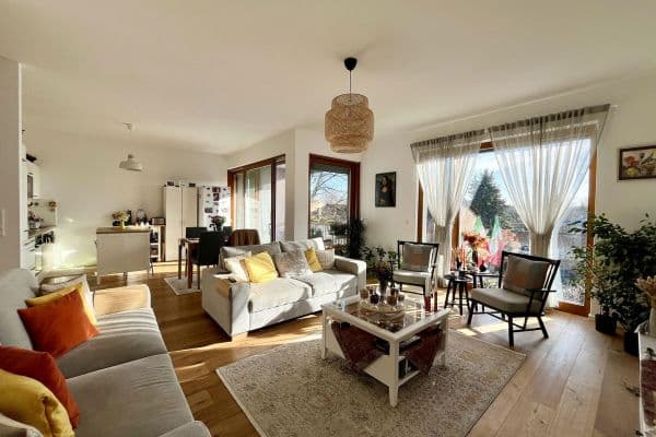 Pronájem bytu 3+1 95 m², Neubauernstr. 2C, Wildau Pronájem bytu 3+1 95 m², Neubauernstr. 2C, Wildau