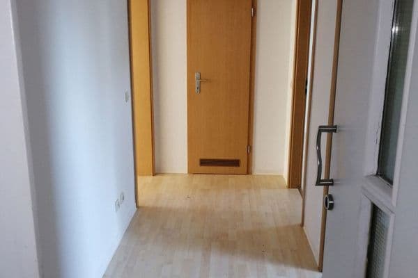 Pronájem bytu 2+1 55 m², Karl-Schmidt-Str. 47, Magdeburg, Sasko-Anhaltsko Pronájem bytu 2+1 55 m², Karl-Schmidt-Str. 47, Magdeburg, Sasko-Anhaltsko
