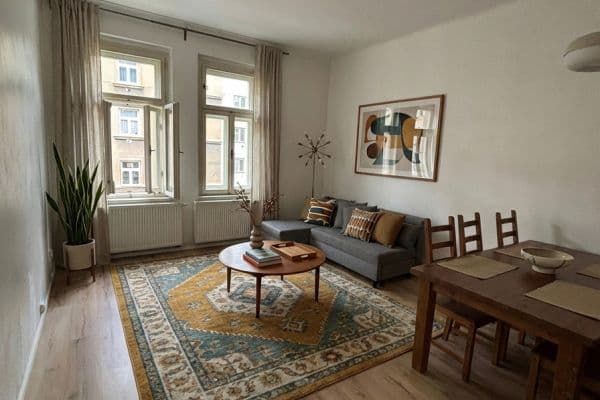 Pronájem bytu 2+kk 50 m², Hartigova, Praha Pronájem bytu 2+kk 50 m², Hartigova, Praha