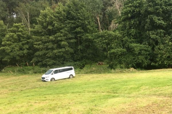 Prodej pozemku 36.000 m², Podolanka Prodej pozemku 36.000 m², Podolanka