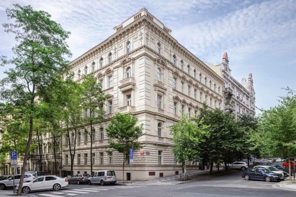 Pronájem kanceláře 49 m², Blanická, Praha Pronájem kanceláře 49 m², Blanická, Praha