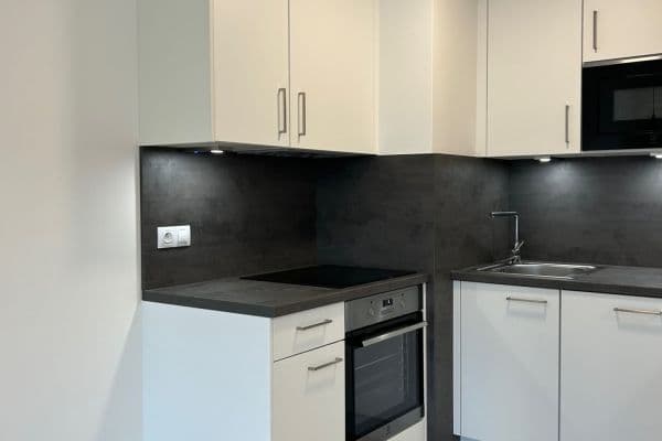 Pronájem bytu 2+kk 59 m², Michelská, Praha Pronájem bytu 2+kk 59 m², Michelská, Praha