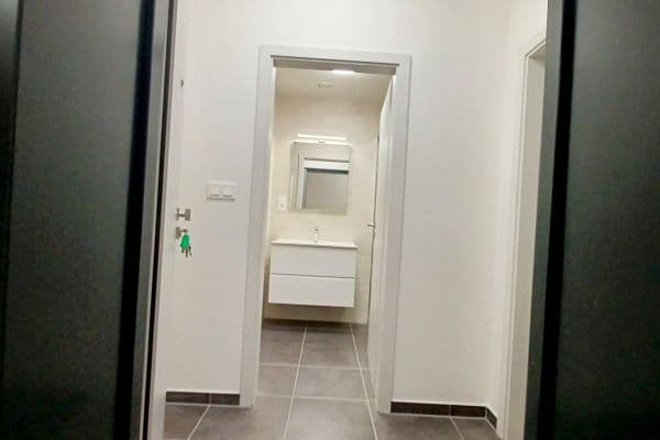 Pronájem bytu 1+kk 36 m², Na Jíkalce, Plzeň Pronájem bytu 1+kk 36 m², Na Jíkalce, Plzeň