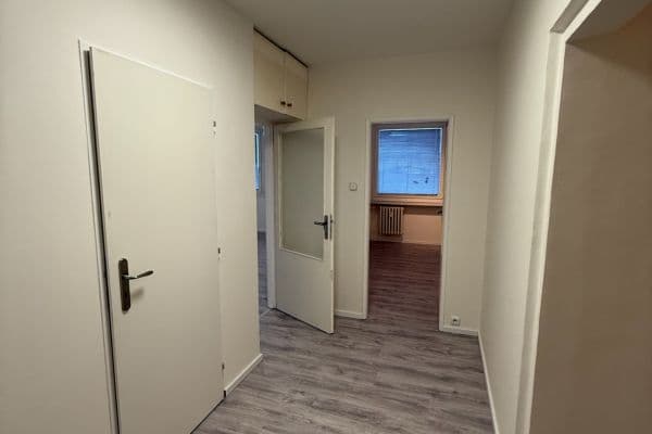Pronájem bytu 3+kk 63 m², Tererova, Praha Pronájem bytu 3+kk 63 m², Tererova, Praha