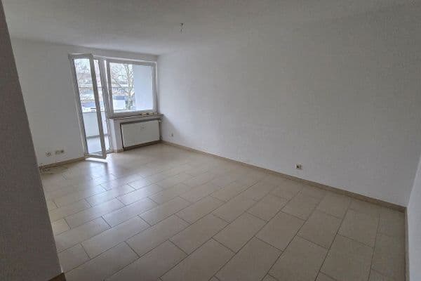 Pronájem bytu 2+1 55 m², Giebelstr.13a, Stuttgart, Bádensko-Württembersko Pronájem bytu 2+1 55 m², Giebelstr.13a, Stuttgart, Bádensko-Württembersko