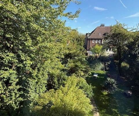 Pronájem bytu 2+1 58 m², Ulanenstr. 19, Düsseldorf, Severní Porýní-Vestfálsko Pronájem bytu 2+1 58 m², Ulanenstr. 19, Düsseldorf, Severní Porýní-Vestfálsko