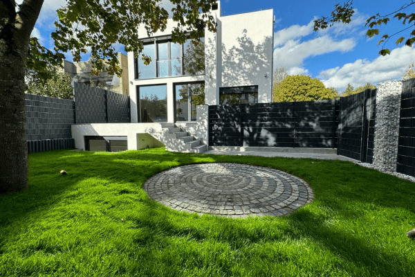 Prodej domu 280 m², pozemek 294 m², Darmstadt Prodej domu 280 m², pozemek 294 m², Darmstadt