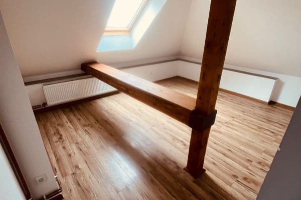 Pronájem bytu 3+kk 15 m², Dubečská, Praha Pronájem bytu 3+kk 15 m², Dubečská, Praha