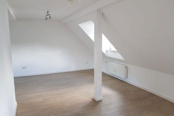 Pronájem bytu 2+1 50 m², Friedrich-Ebert-Straße 11, Kirn Pronájem bytu 2+1 50 m², Friedrich-Ebert-Straße 11, Kirn