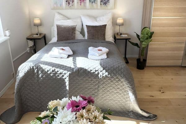 Pronájem bytu 2+1 43 m², Stuttgart Pronájem bytu 2+1 43 m², Stuttgart