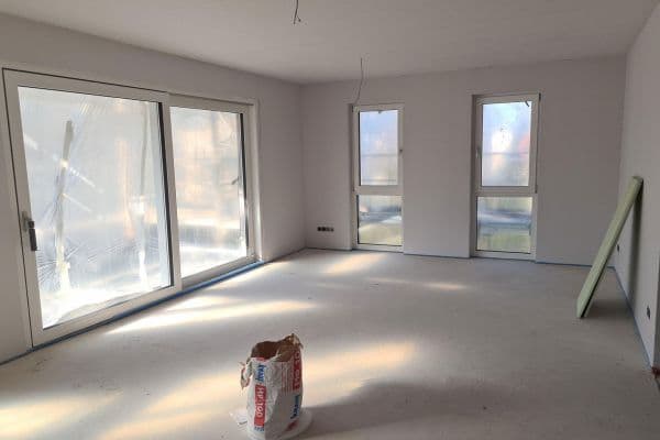 Pronájem bytu 3+1 84 m², Rottenburg am Neckar Pronájem bytu 3+1 84 m², Rottenburg am Neckar