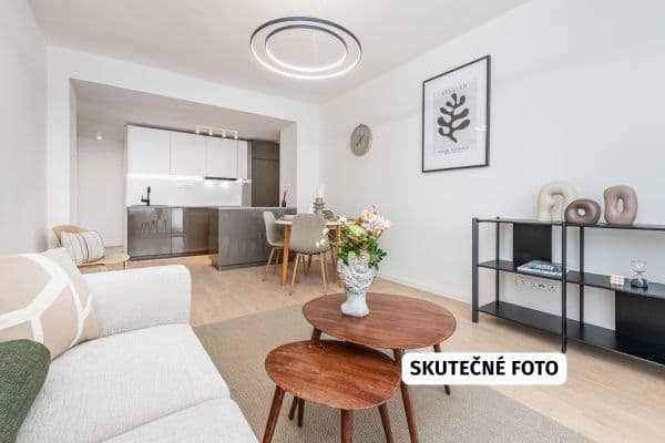 Prodej bytu 4+kk 75 m², Pod Lipami, Praha Prodej bytu 4+kk 75 m², Pod Lipami, Praha