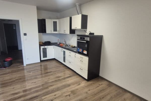 Pronájem bytu 2+kk 65 m², Okružní, Jihlava Pronájem bytu 2+kk 65 m², Okružní, Jihlava
