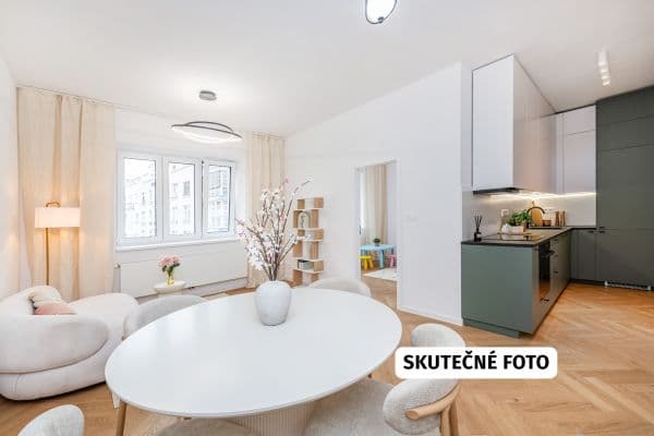 Prodej bytu 3+kk 81 m², Ukrajinská, Praha Prodej bytu 3+kk 81 m², Ukrajinská, Praha