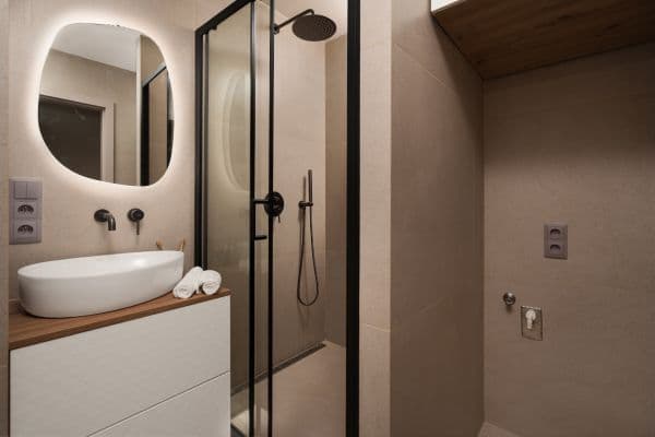 Prodej bytu 3+kk 63 m², Severní, Hradec Králové Prodej bytu 3+kk 63 m², Severní, Hradec Králové