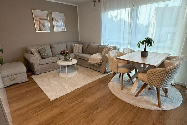 Pronájem bytu 3+1 72 m², Garbsen Pronájem bytu 3+1 72 m², Garbsen