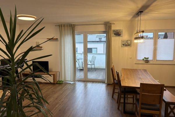 Pronájem bytu 3+1 86 m², Hauptstraße 57, Tiefenbach Pronájem bytu 3+1 86 m², Hauptstraße 57, Tiefenbach