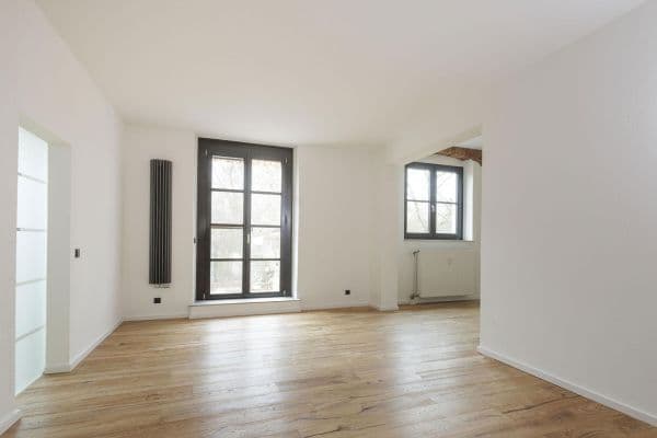 Pronájem bytu 3+1 104 m², Ostheim 52a, Regensburg, Bavorsko Pronájem bytu 3+1 104 m², Ostheim 52a, Regensburg, Bavorsko