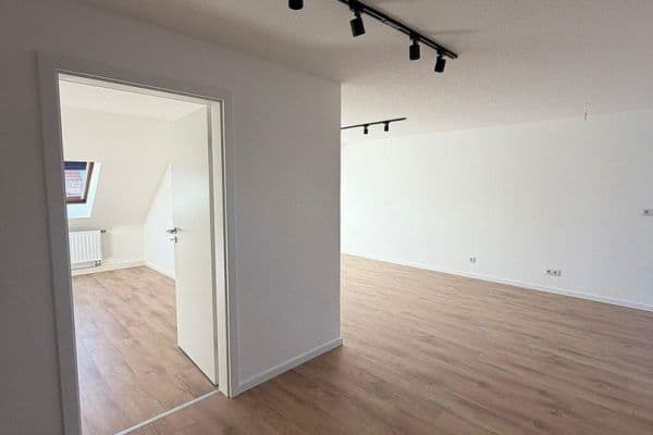 Pronájem bytu 2+1 49 m², Ferdinand-Jost-Straße 37, Leipzig, Sasko Pronájem bytu 2+1 49 m², Ferdinand-Jost-Straße 37, Leipzig, Sasko