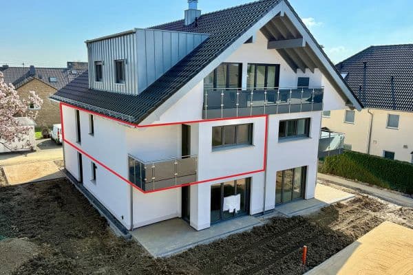 Pronájem bytu 2+1 70 m², Neunkirchen-Seelscheid Pronájem bytu 2+1 70 m², Neunkirchen-Seelscheid
