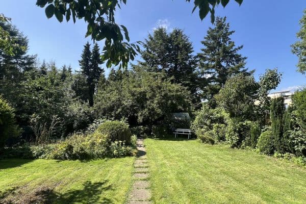 Prodej domu 130 m², pozemek 892 m², Hamburg Prodej domu 130 m², pozemek 892 m², Hamburg