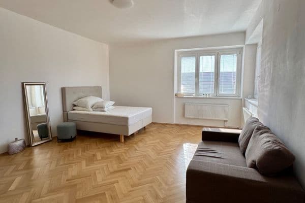Pronájem bytu 2+1 72 m², Havlišova, Brno Pronájem bytu 2+1 72 m², Havlišova, Brno