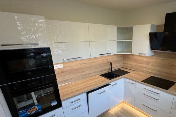 Prodej bytu 3+1 62 m², Jana Škody, Ostrava Prodej bytu 3+1 62 m², Jana Škody, Ostrava