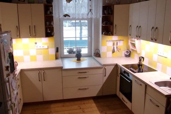 Prodej bytu 2+1 65 m², 9. května, Lužná Prodej bytu 2+1 65 m², 9. května, Lužná