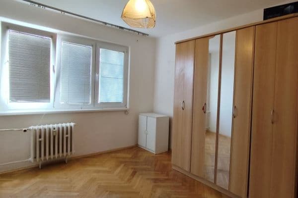 Pronájem bytu 2+1 54 m², Šantrochova, Praha Pronájem bytu 2+1 54 m², Šantrochova, Praha