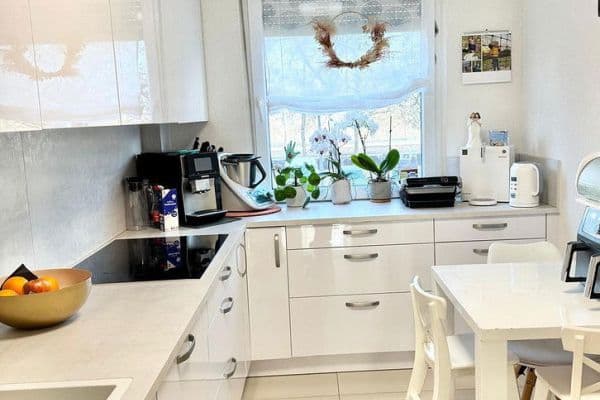 Prodej bytu 4+1 98 m², Oderstraße 39, Schwäbisch Gmünd Prodej bytu 4+1 98 m², Oderstraße 39, Schwäbisch Gmünd