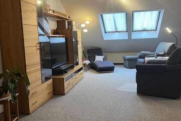 Prodej bytu 2+1 78 m², Am Bach 15, Großenseebach Prodej bytu 2+1 78 m², Am Bach 15, Großenseebach