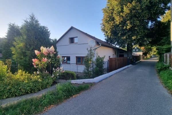 Prodej domu 158 m², pozemek 715 m², Pertoltice pod Ralskem Prodej domu 158 m², pozemek 715 m², Pertoltice pod Ralskem