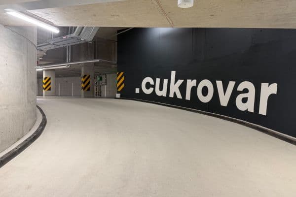 Pronájem garáže 13 m², Kolmanova, Praha Pronájem garáže 13 m², Kolmanova, Praha